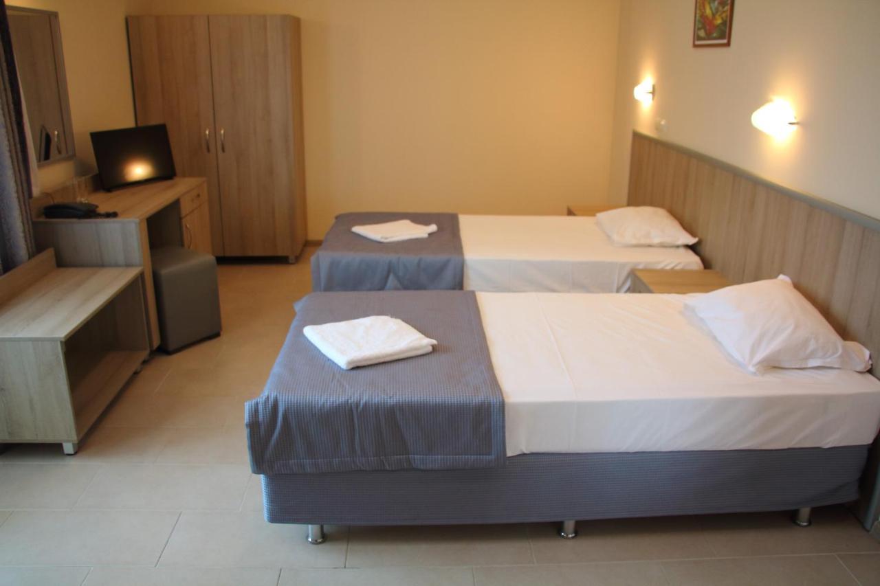 Александра Палас Otel
